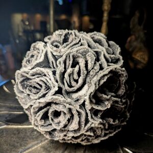 Elegant Crystallized Black Faux Rose Bouquet